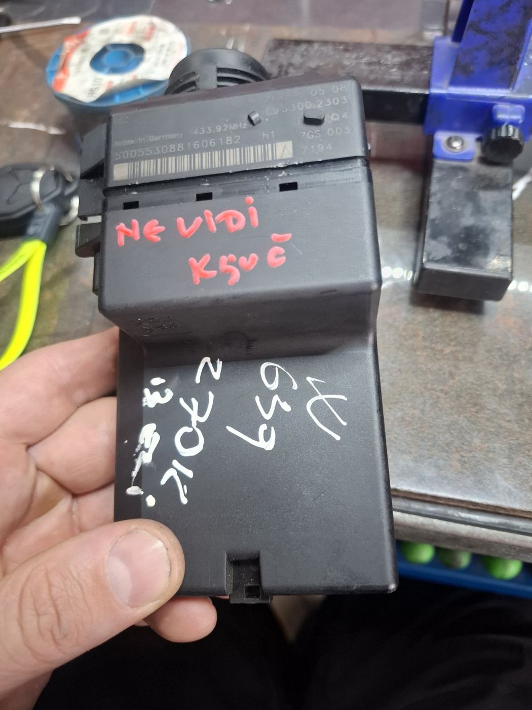 EZS module under repair