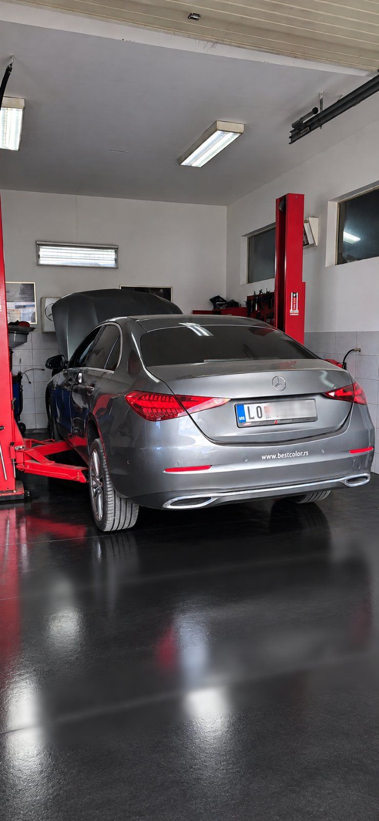 Mercedes C-klasa u radionici